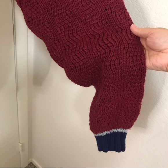 Vintage Wayne Scott maroon and blue knit V-neck sweater - Picture 10 of 14